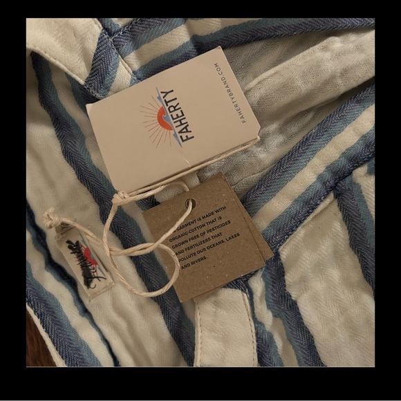 Faherty Dress - Picture 4 of 4